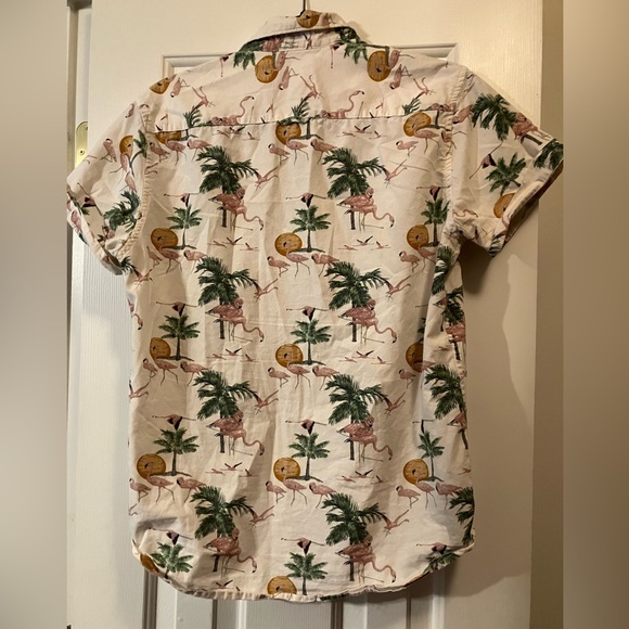 Denim & Flower Flamingo Short Sleeve Button Down - Picture 2 of 6